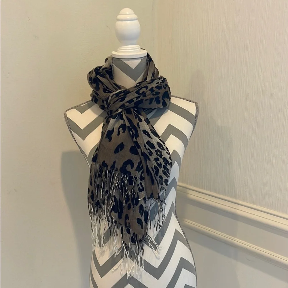 Elegant Black & Brown Women's Animal Print Fashion Scarf Wrap One Size